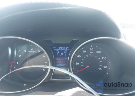 2016 Hyundai Veloster из США, поврежденный, VIN KMHTC6AD2GU250038